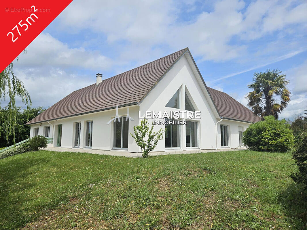 Maison à FONTAINE-LA-MALLET