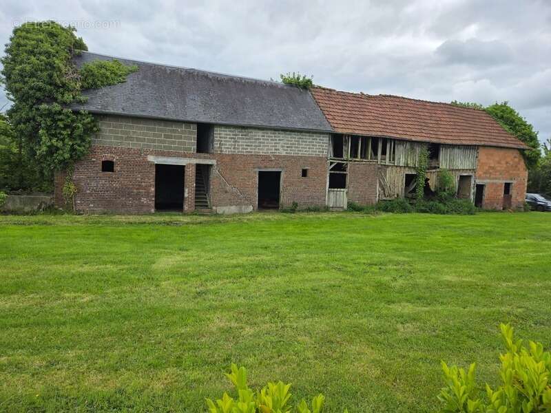 Terrain de 1750 M2 constructible à Duranville avec un grand bâtiment à rénover - photo 8