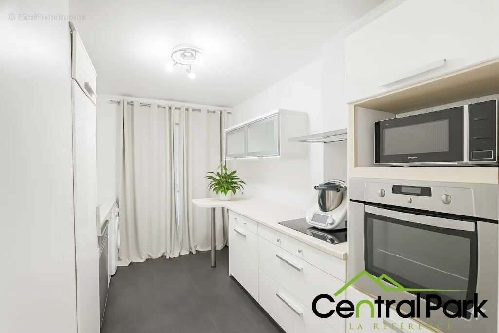 Appartement à LE PERREUX-SUR-MARNE