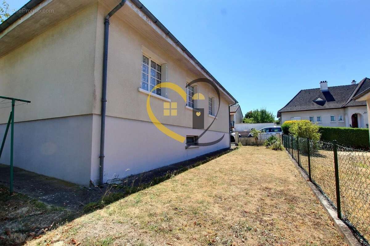 Maison à Bourges - photo 8