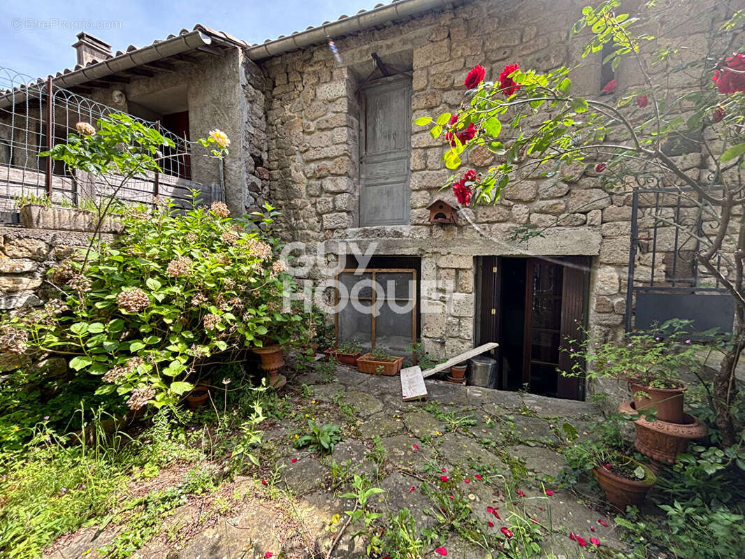 Maison Thueyts 138 m² - photo 10