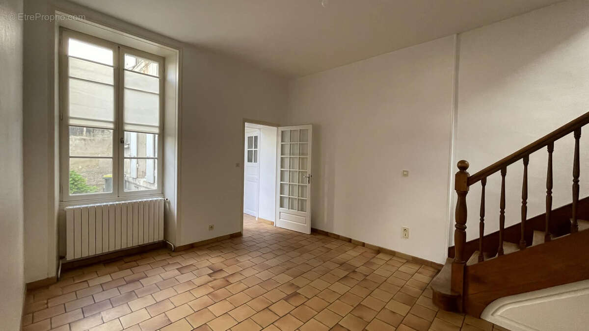 Maison à COGNAC