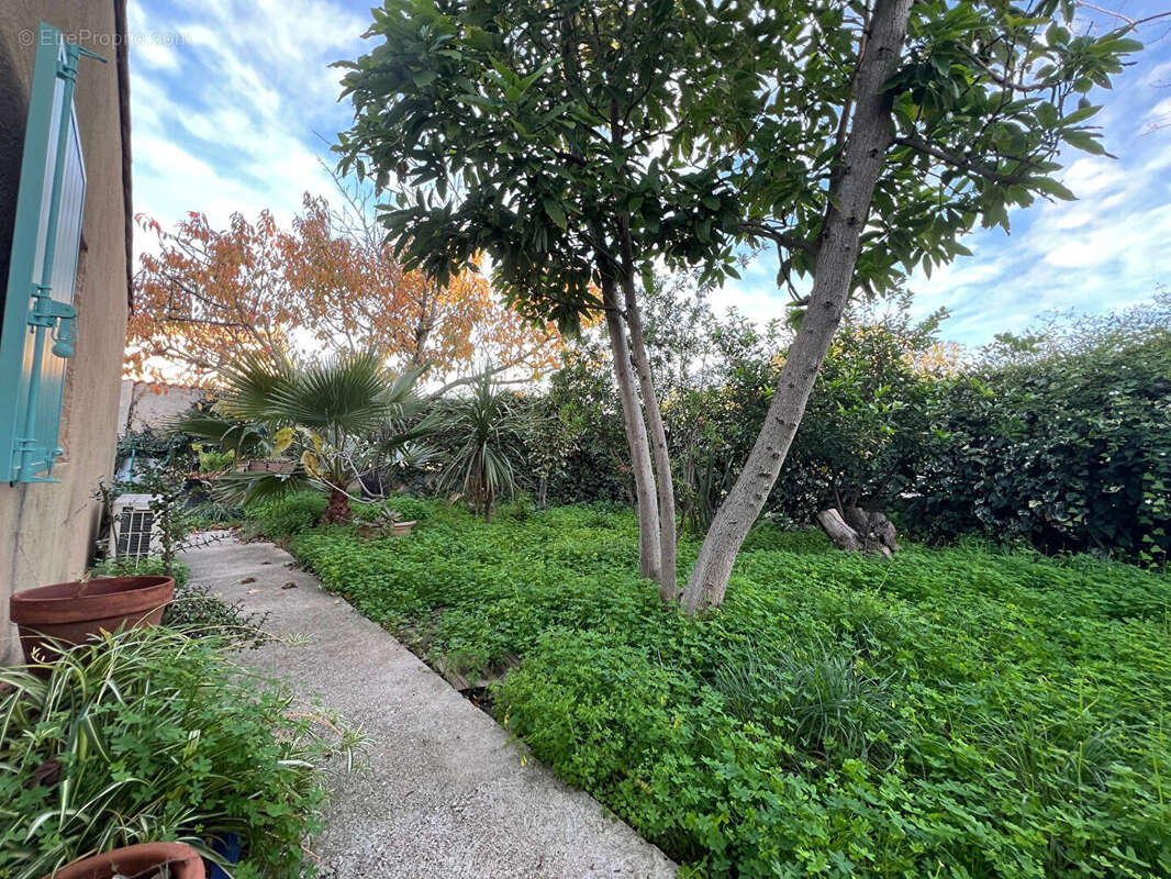 Maison à LA LONDE-LES-MAURES