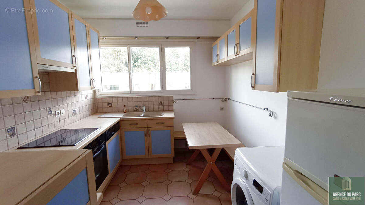 Appartement à VILLE-D'AVRAY