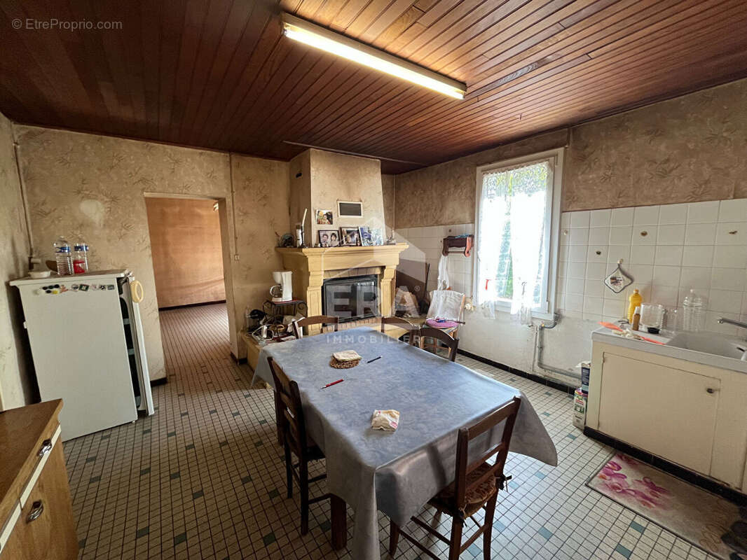 Maison à vendre à Saint Avit Saint Nazaire - 118 m² habitables dépendances terrain 2200 m² - photo 12