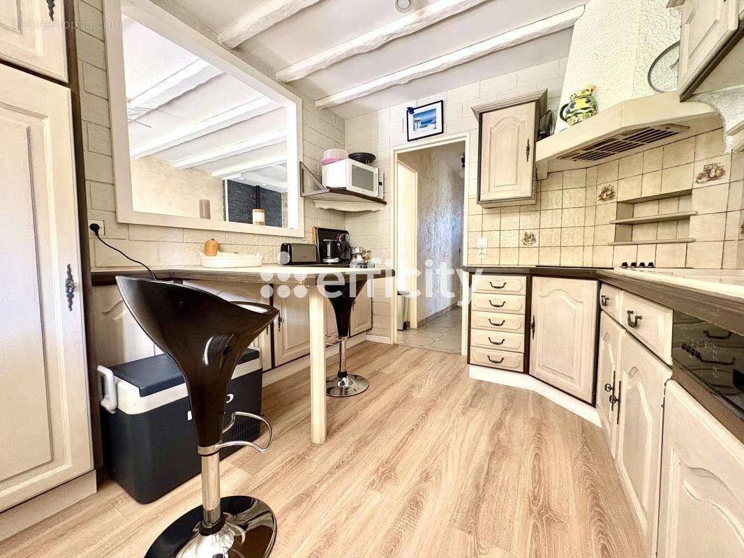 Maison 100 m² à Saint-Martin-Du-Tertre  - photo 7