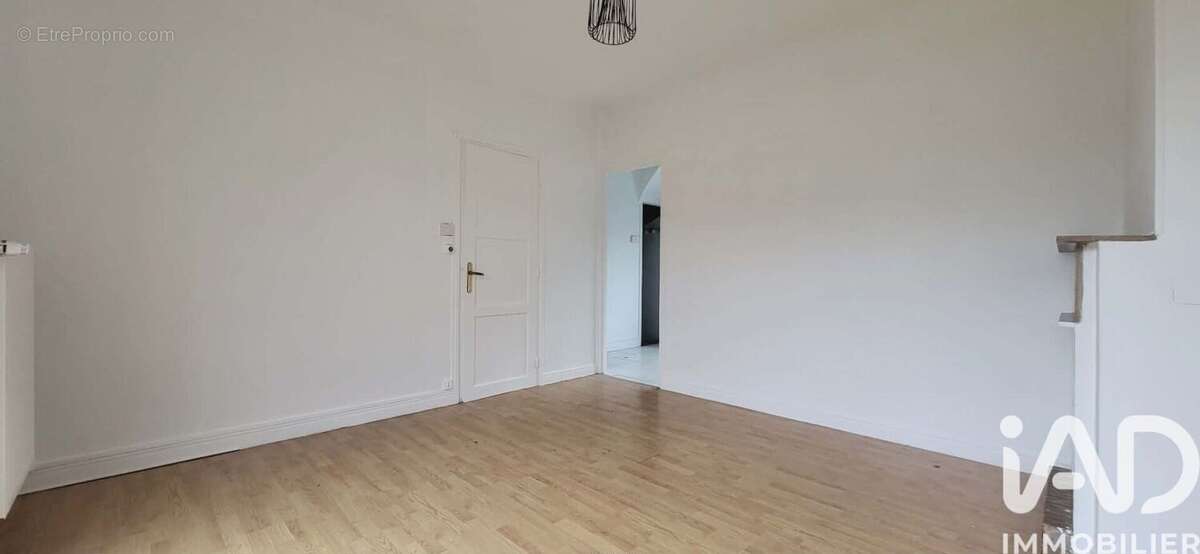 Photo 3 - Maison à NEUVILLE-EN-FERRAIN