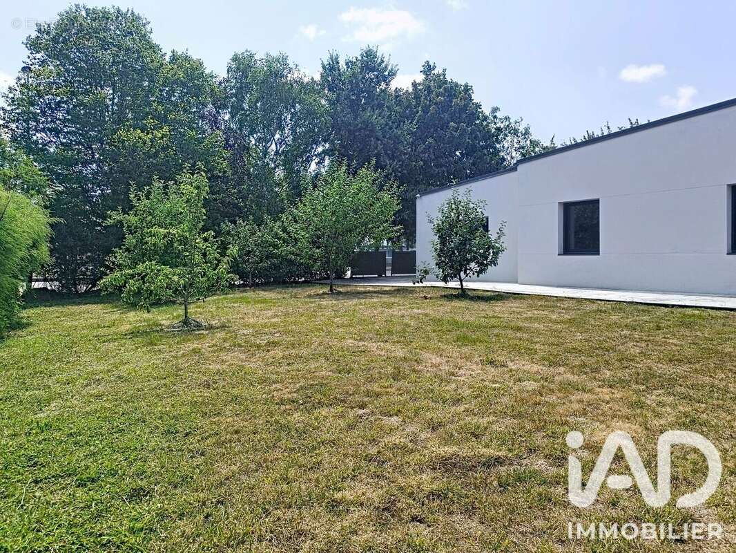 Maison 110 m² à Coetmieux  - photo 5