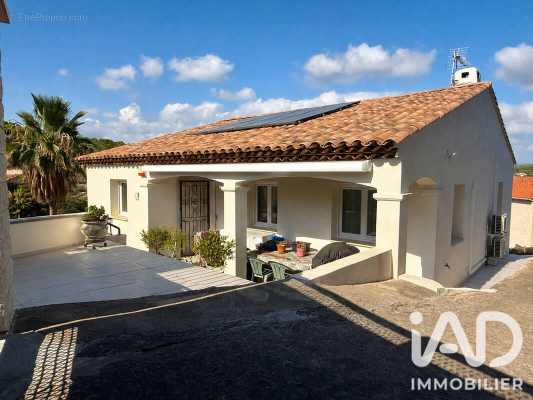 Photo 1 - Maison à FREJUS
