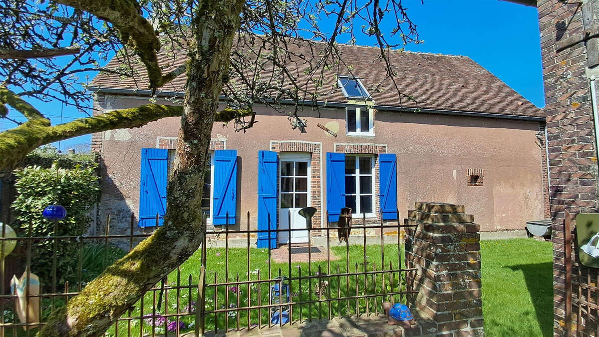 Belle maison ancienne avec ses dépendances - photo 5