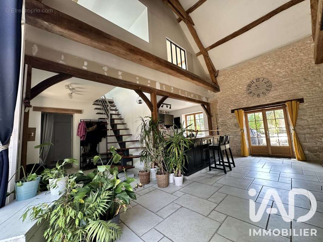 Maison 206 m² à Barville-En-Gatinais  - photo 6