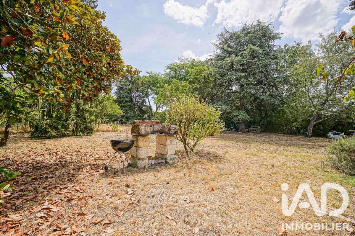Terrain 525 m² à Soussans  - photo 2