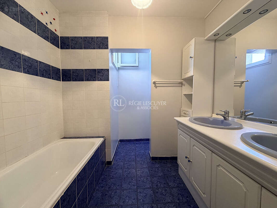 Appartement à LYON-5E