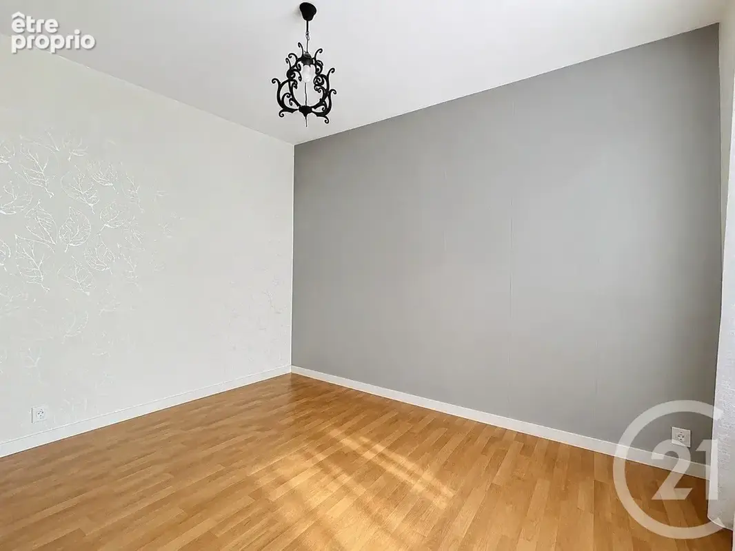 Appartement 4 pièces 70 m² à vendre à Romilly-Sur-Seine (10100) - photo 6