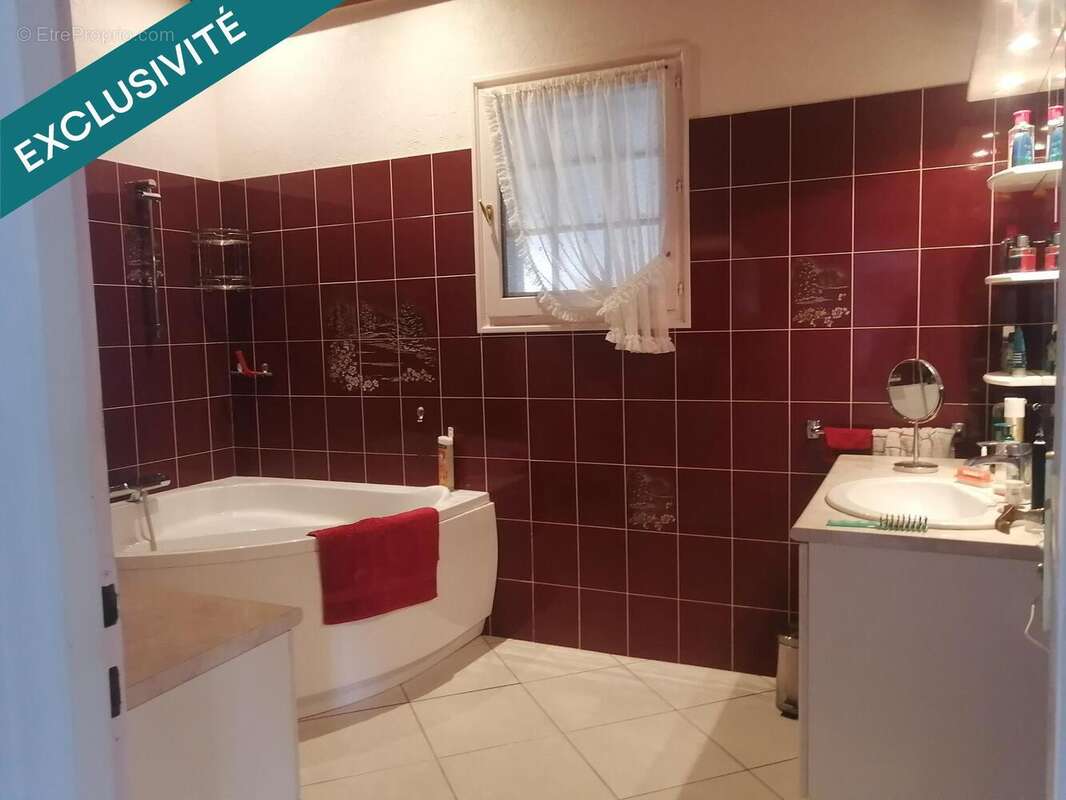 Photo 8 - Maison à LUXEY