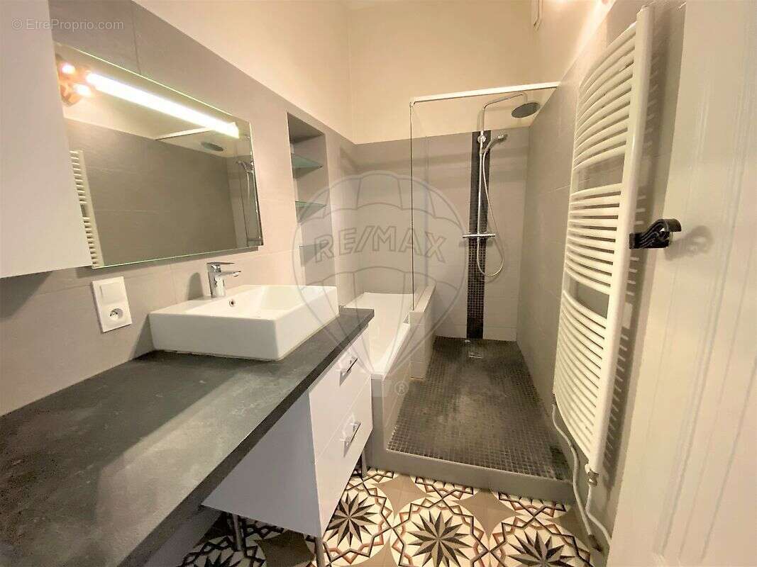 Appartement à LYON-1E