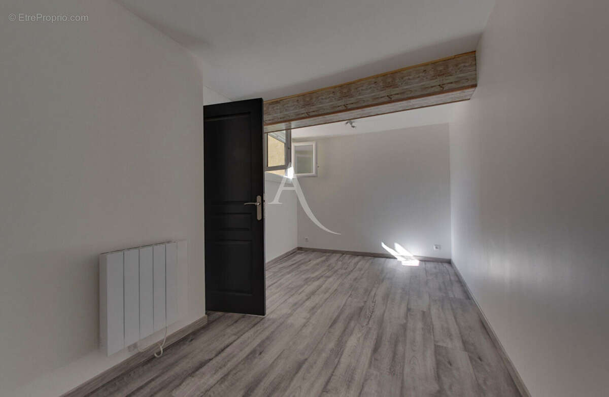 Maison entièrement rénovée à Courson Les Carrières - photo 6