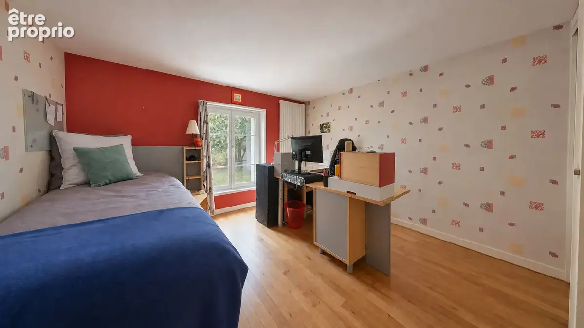 Maison familiale 8 pièces de 191 m2 à vendre au Rond-Point de Vannes - photo 8