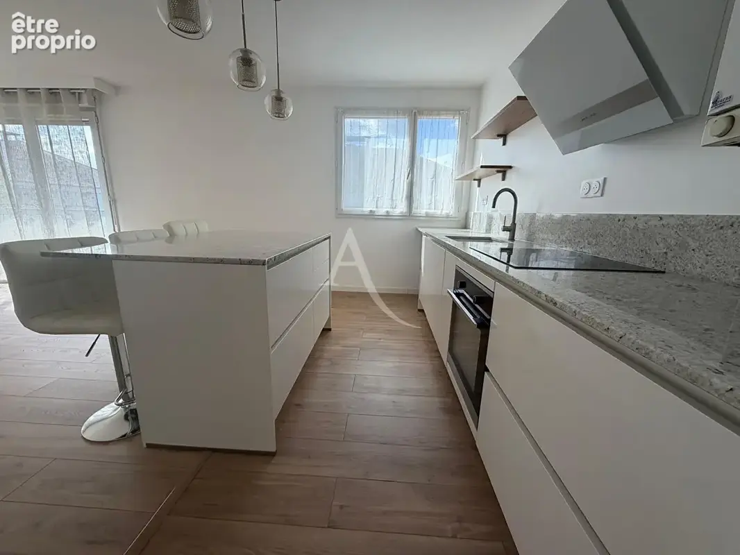 Appartement Bussy Saint Georges 3 pièce(s) environ 58m² - photo 2