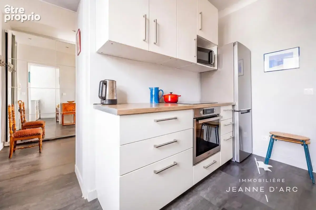 Versailles – place hoche – appartement familial 94 m² –  3e étage sur 4 - 3 chambres  – cave -  local vélo - photo 5