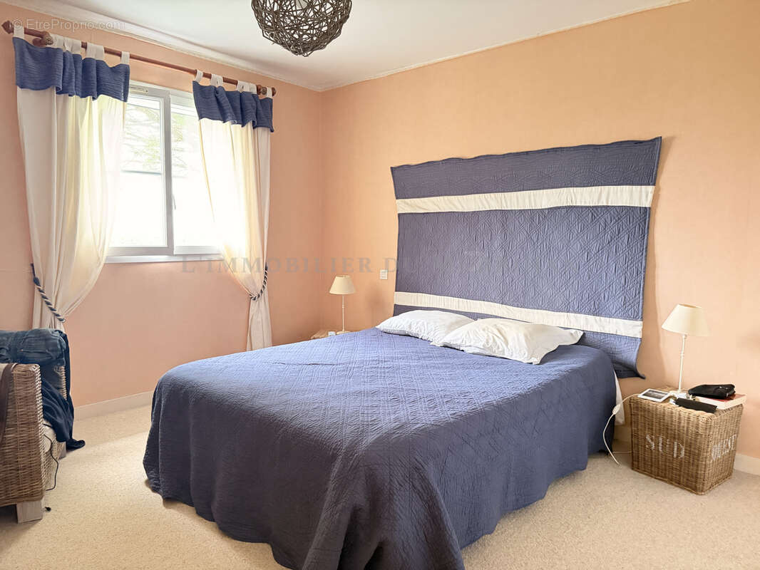 Maison à LE TOUR-DU-PARC