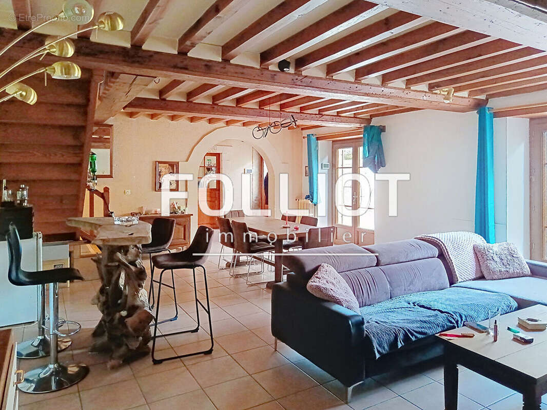 Maison à COURSEULLES-SUR-MER