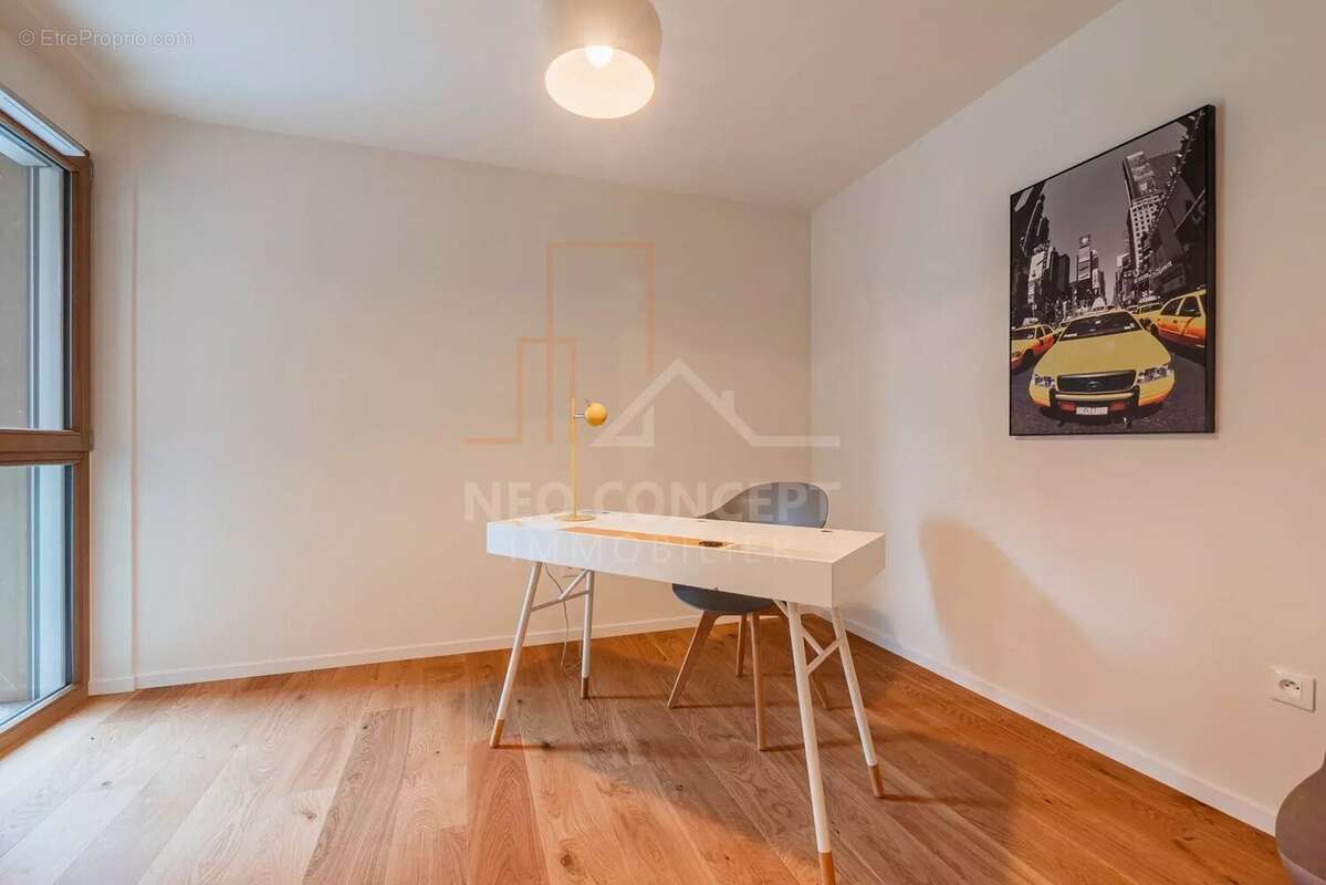 STRASBOURG – QUAI OUEST  Appartement 3 pièces  66,30 m²  Terrasse  Garage + parking - photo 6
