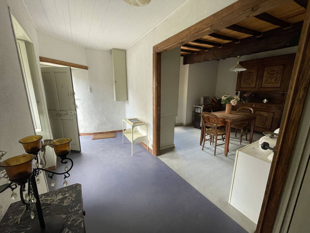 Photo 1 - Maison à AMPLEPUIS