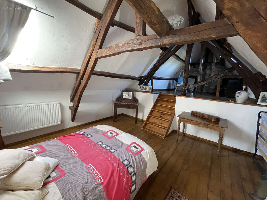 Maison à BEAUMETZ-LES-LOGES