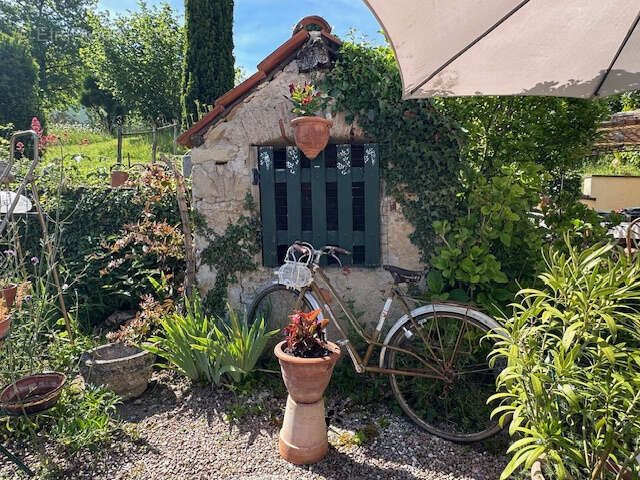 Maison à POUQUES-LORMES