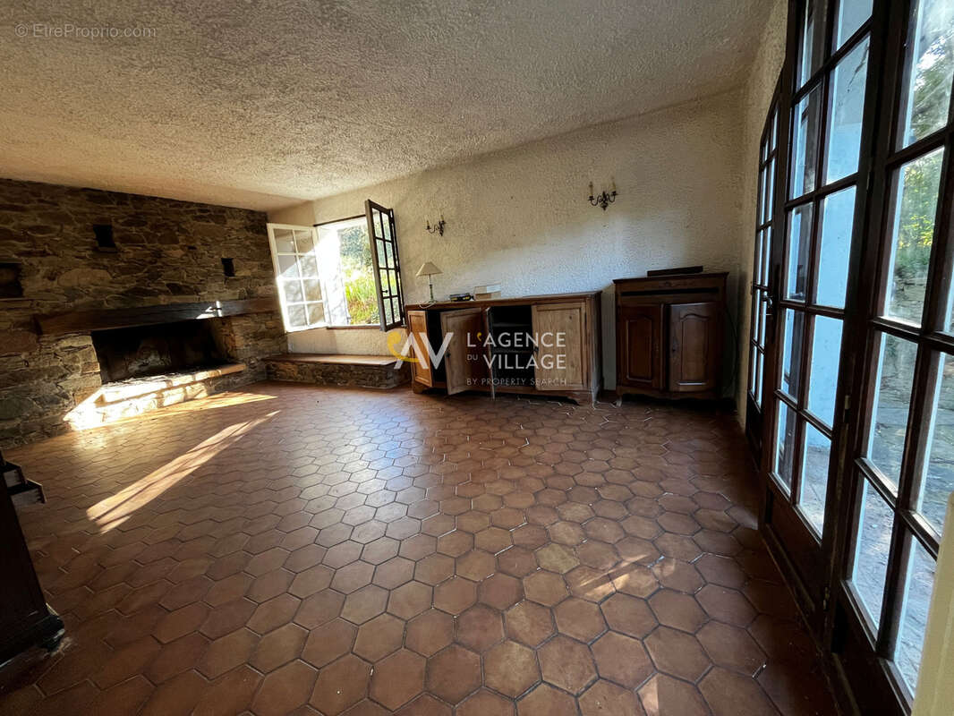 Maison à LA GARDE-FREINET