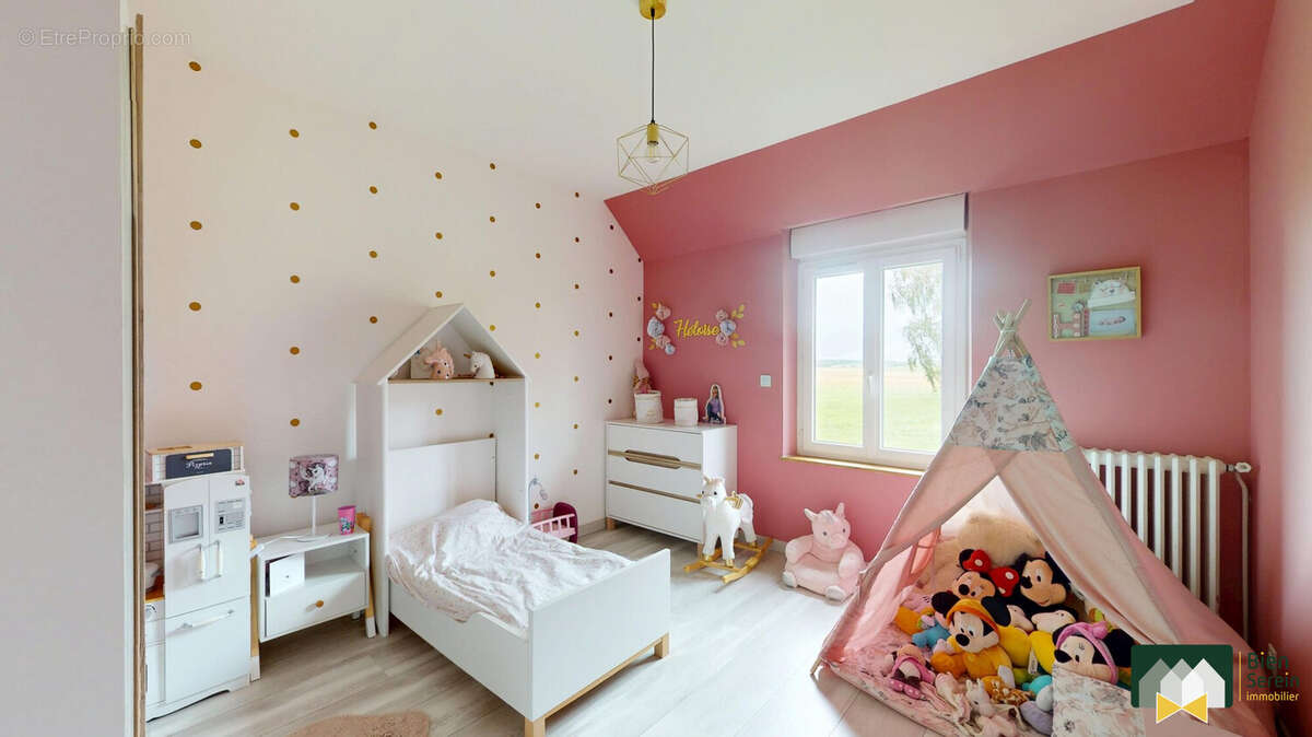 Maison à SAINT-ARNOULT-DES-BOIS