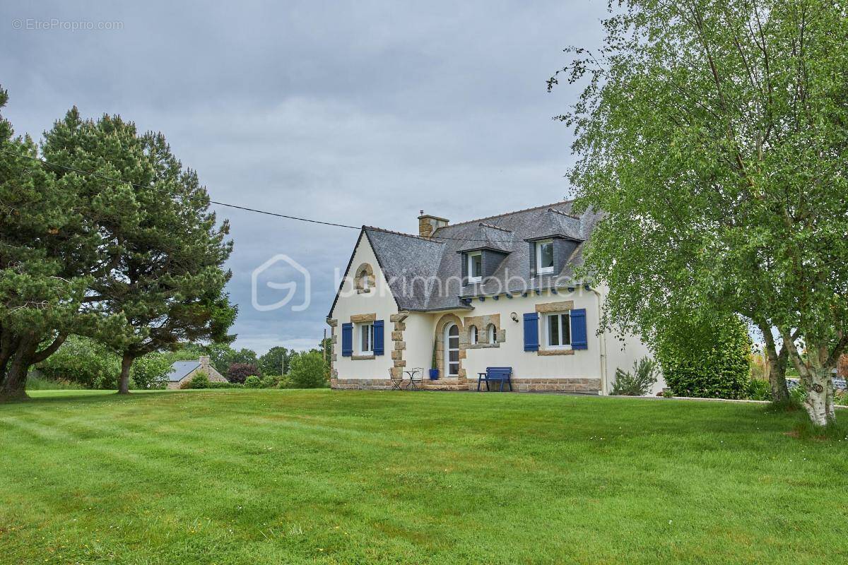 Maison à KERFOT