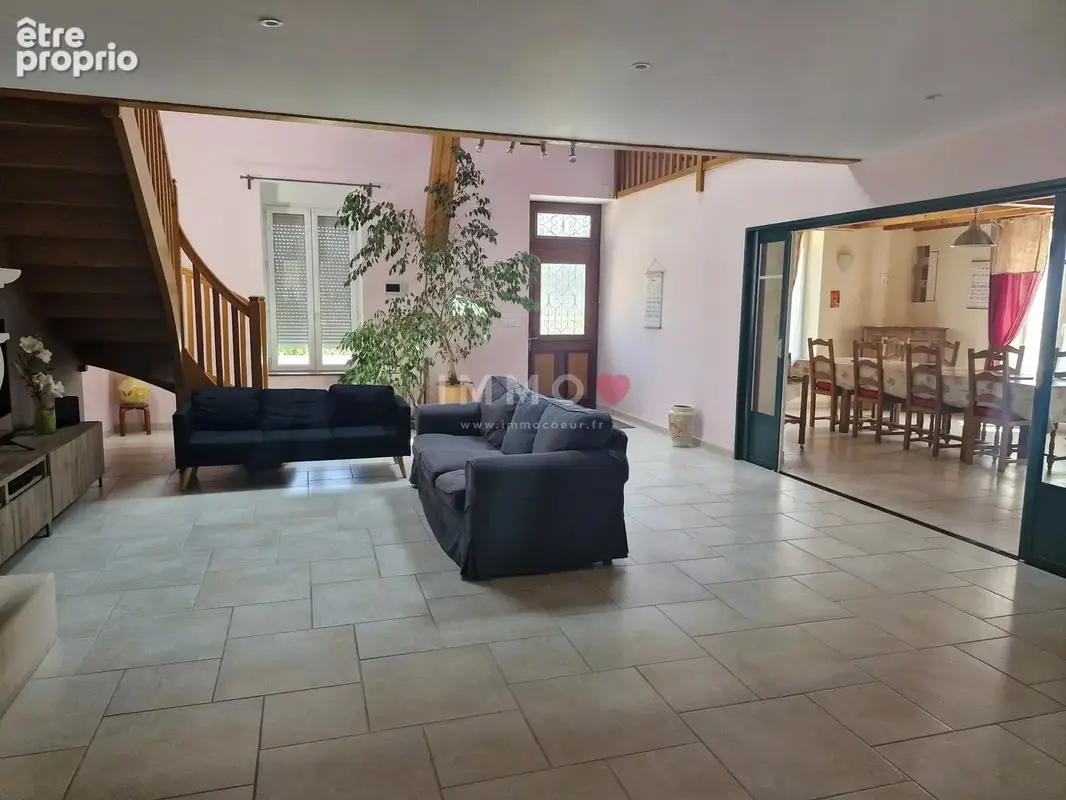 Maison 8 pièces 230 m² à vendre à Yves (17340) - photo 4