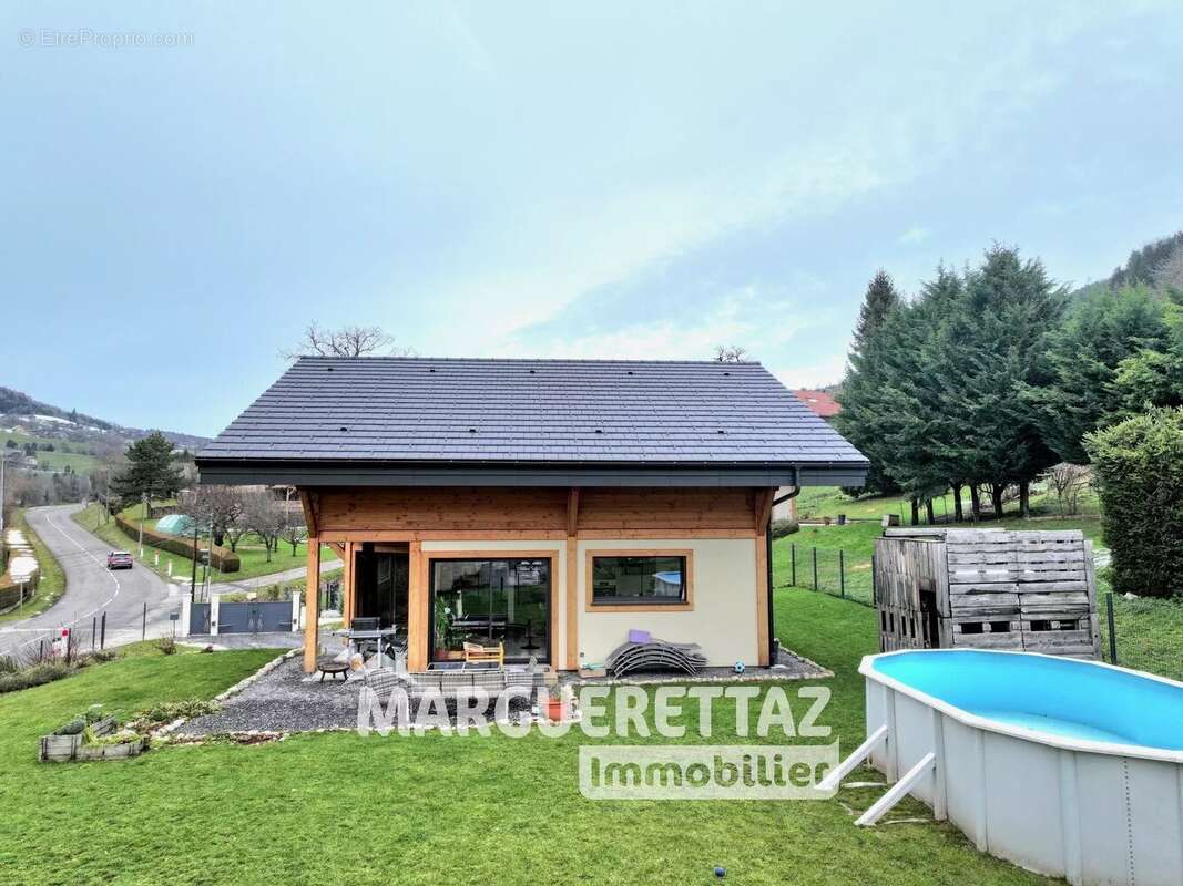 Maison à VIUZ-EN-SALLAZ