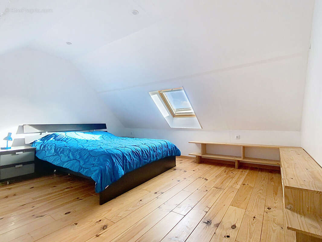 Maison à LAMPAUL-PLOUARZEL