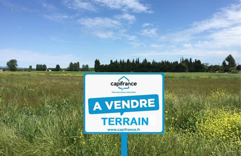 Terrain à BEAUCHAMP