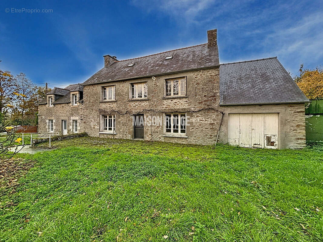 Maison à PLOUER-SUR-RANCE
