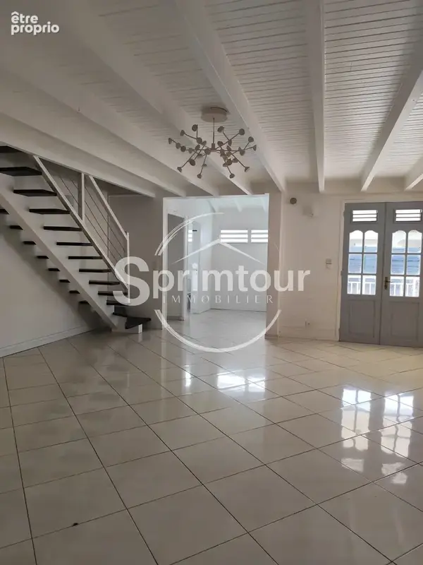 Pointe-noire   villa de 150 m2 avec piscine au sel & jacuzzi - photo 8
