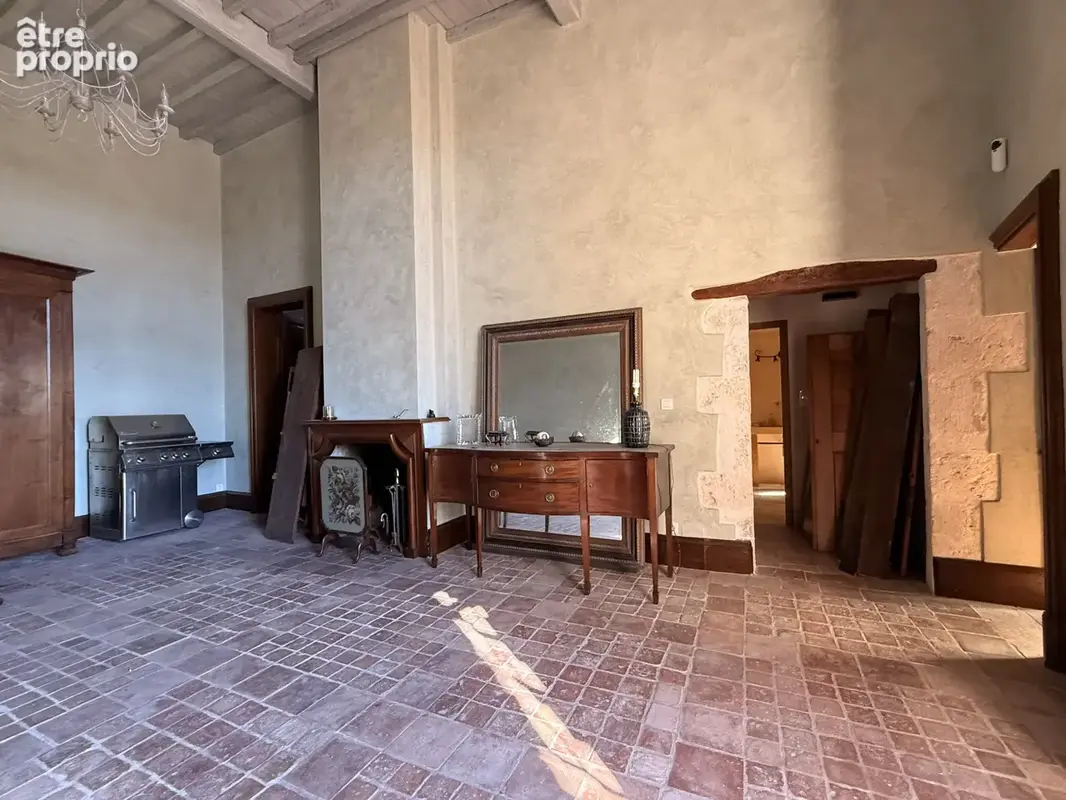 château d'exception au cœur d'un village historique - photo 15