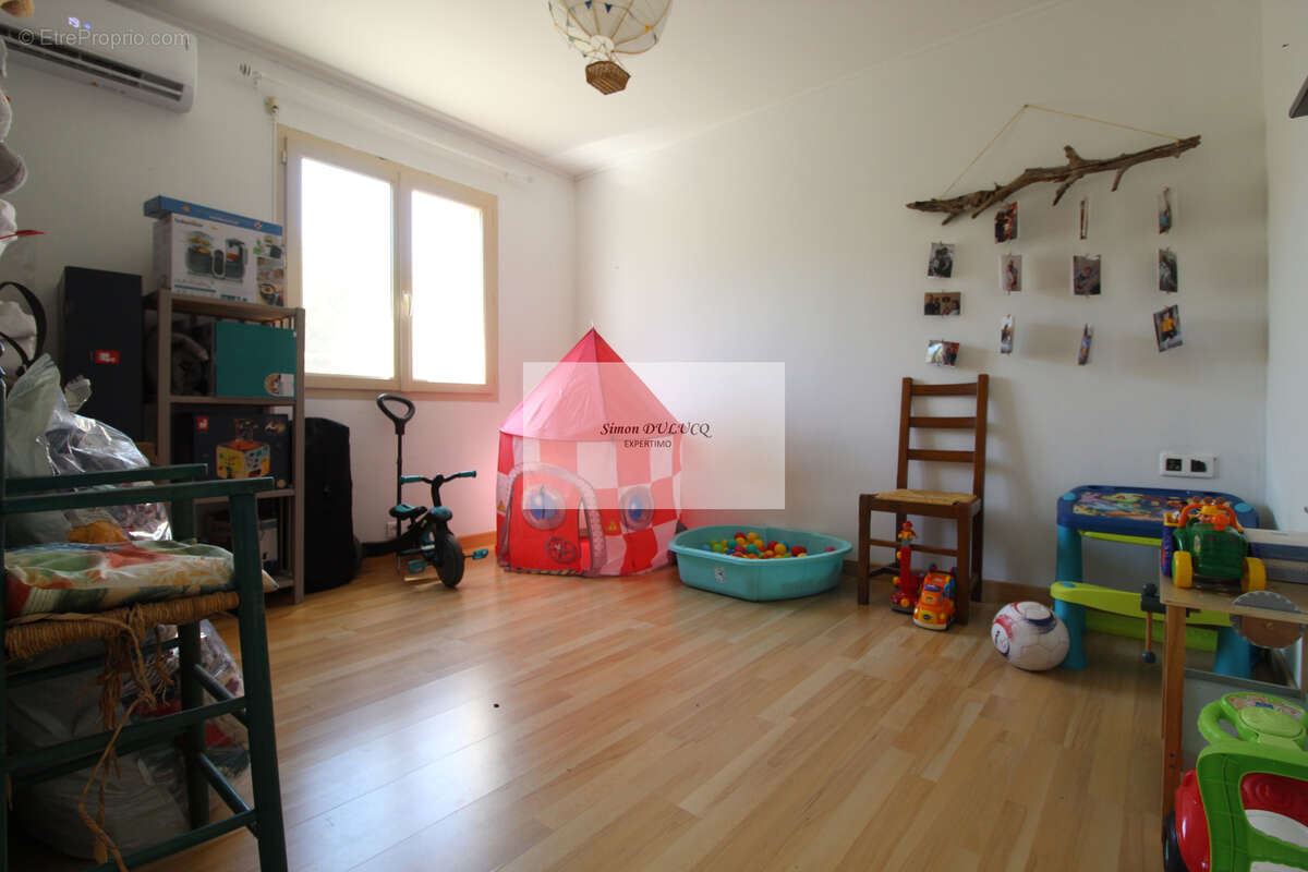 Maison type 6 de 142 m2 avec terrain de 986 m2 - photo 9