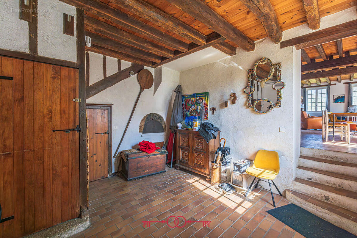 Maison à COULONGES-COHAN