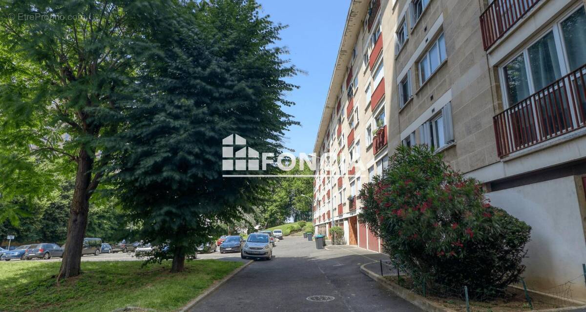 Appartement à VILLEJUIF