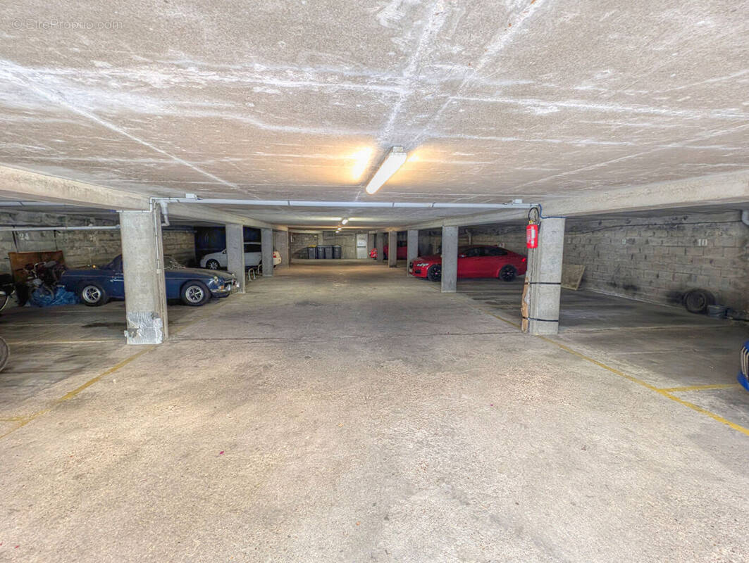 Parking à NANTERRE
