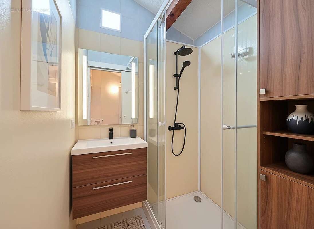 Appartement à VILLENEUVE-LOUBET