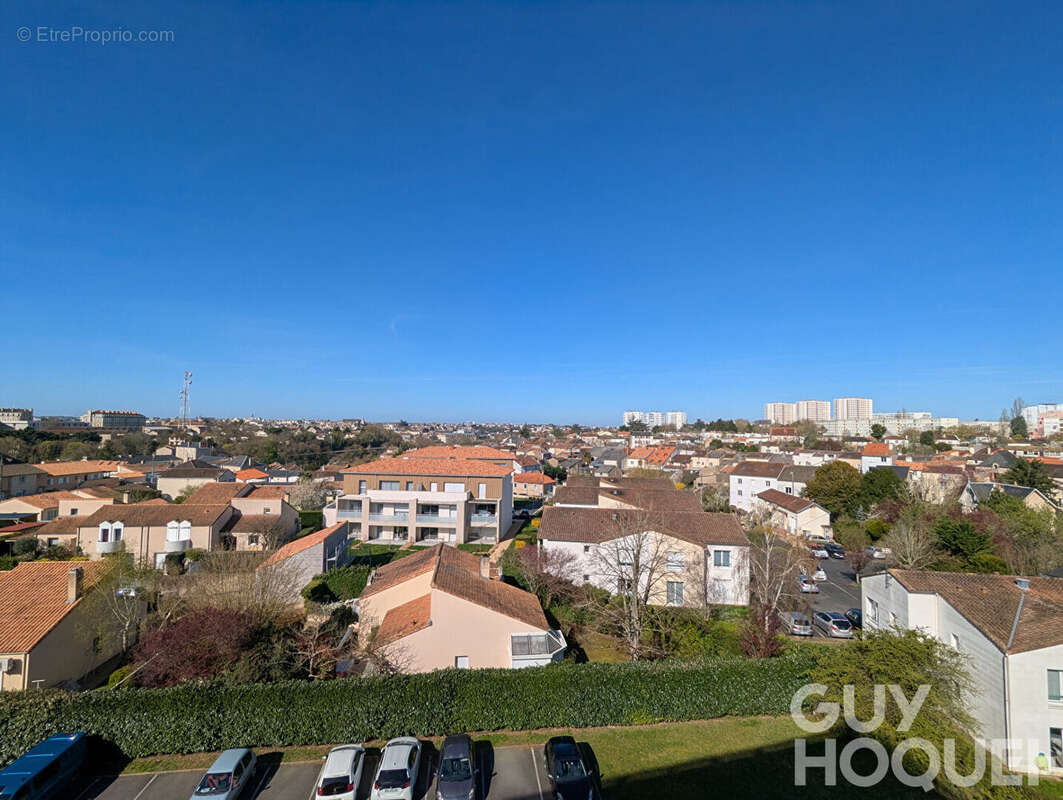 Appartement à POITIERS