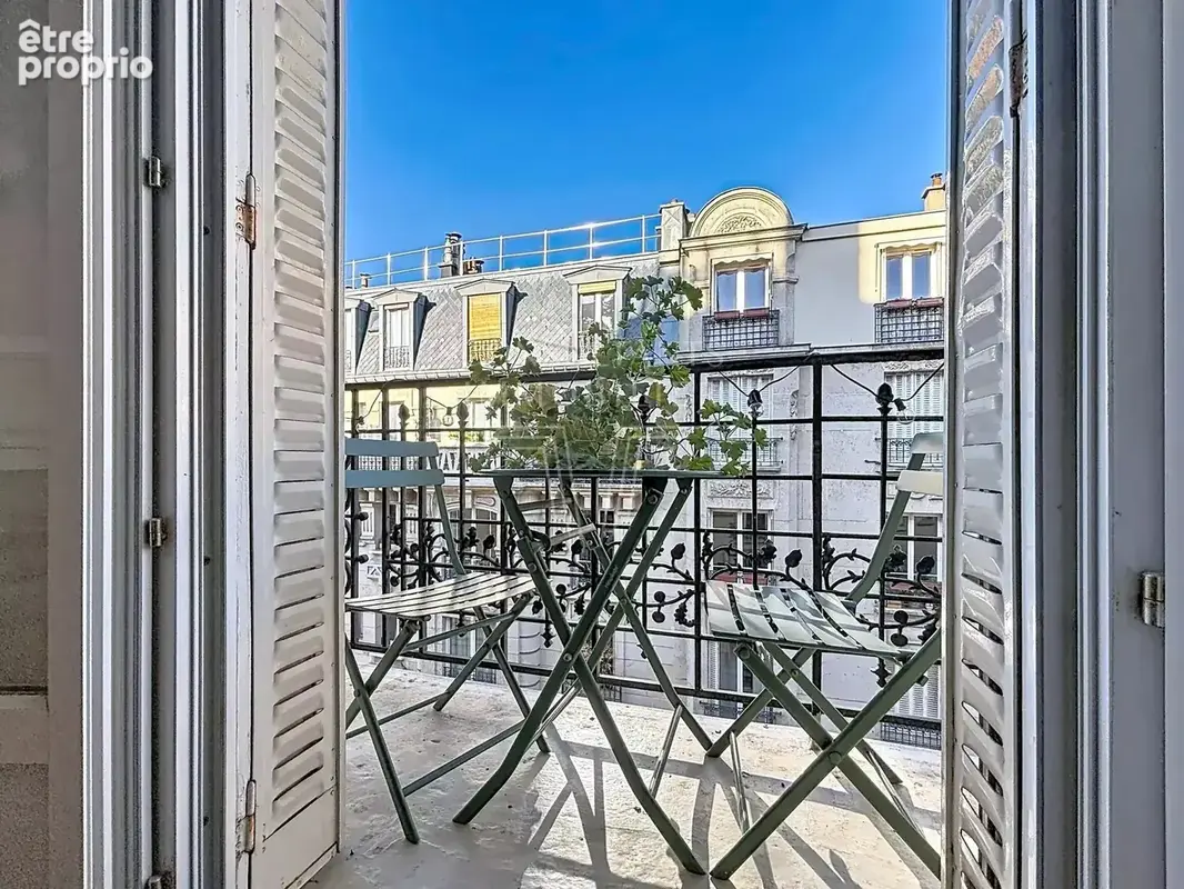 Cambronne. deux pièces traversant avec balcon – vue ciel - photo 7
