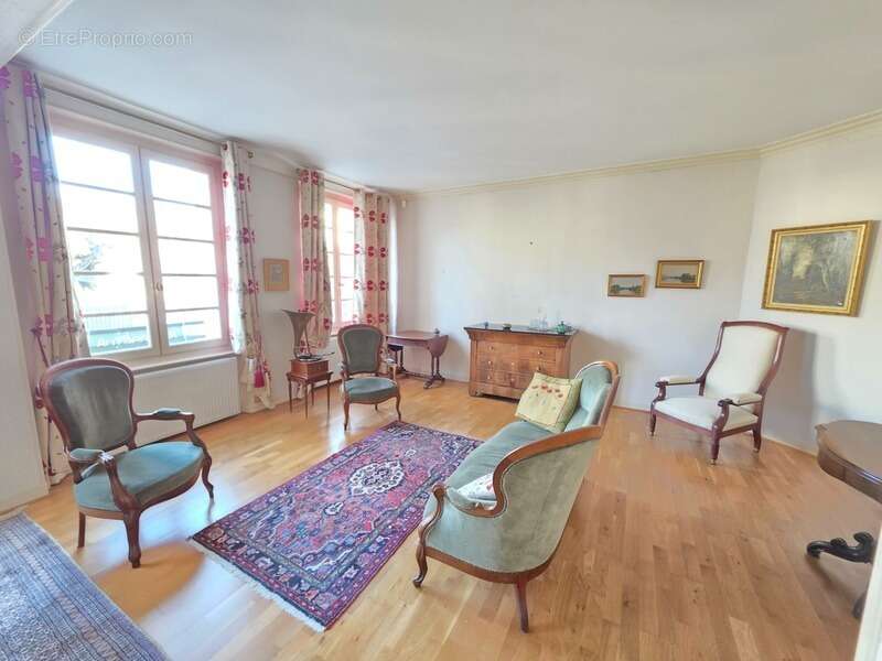 Exclusivite secteur ruchoux belle maison annee 50 sur sous sol complet avec garage et petit jardin - photo 6