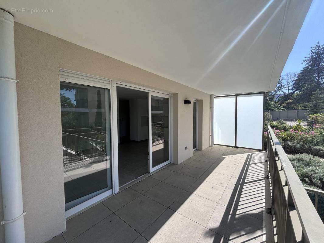 Appartement à MARSEILLE-9E