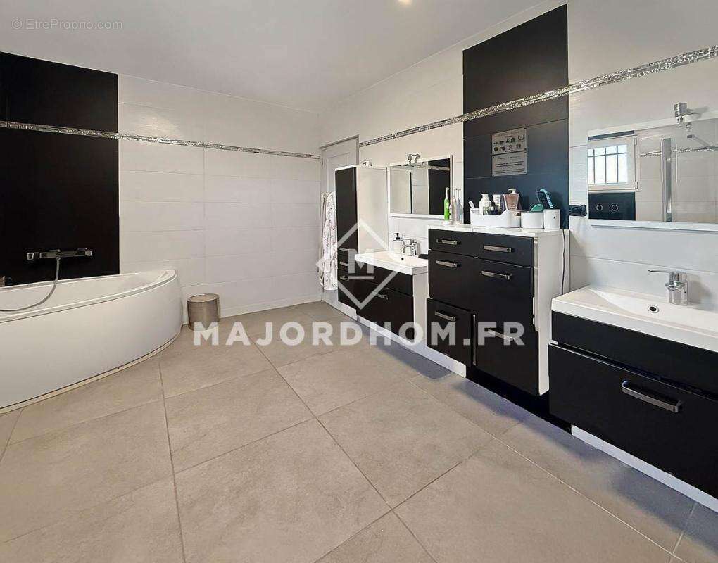 Maison à SEPTEMES-LES-VALLONS